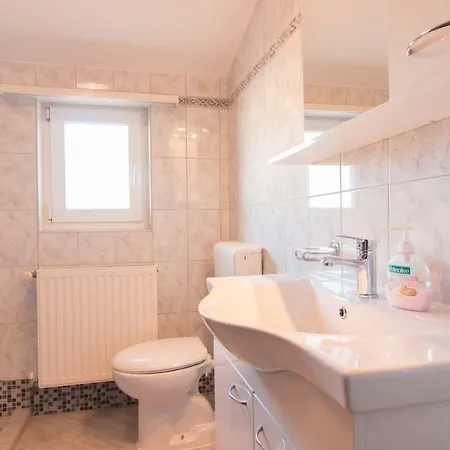 Filip Apartment *